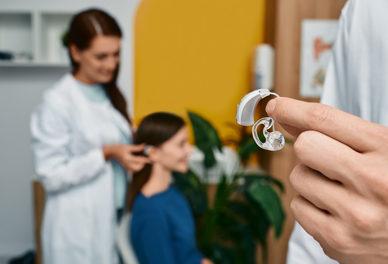 Tips To Help Improve The Performance Of Your Hearing Aids
